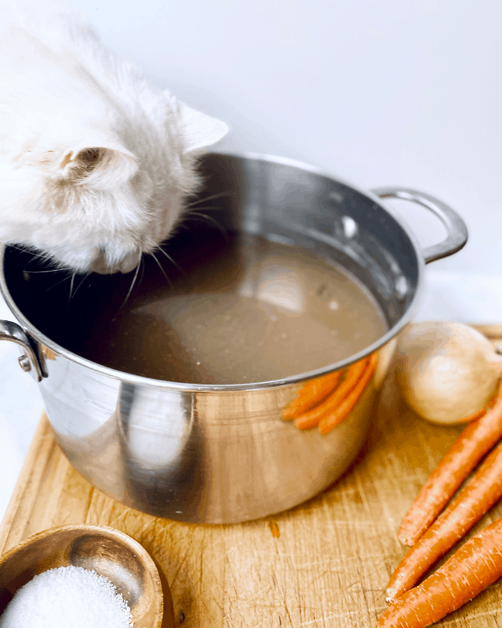 Lemon Rosemary Chicken Bone Broth - The Uncommon Dish